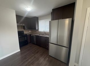 399 E 15th St #1, Hamilton, ON L9A4G9