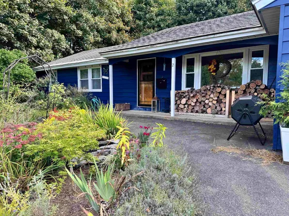 2 Whitcomb Lane, Claremont, NH 03743