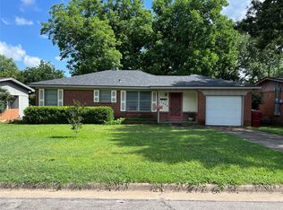 1524 E Magnolia St, Sherman, TX 75090