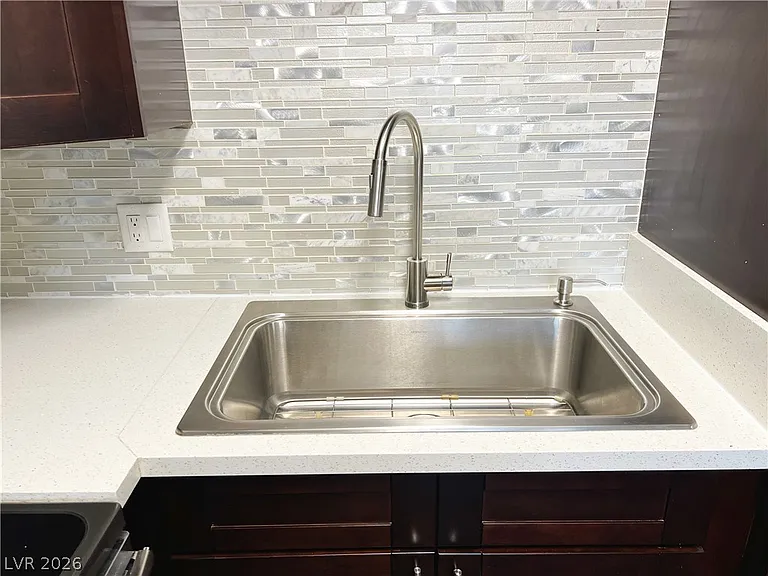 8410 Eldora Ave #1004 — Photo 39