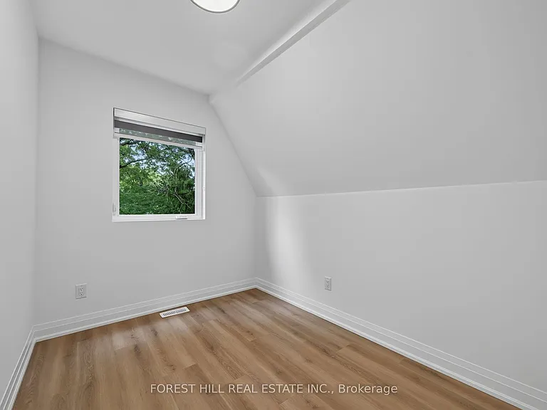 221 Churchill Ave #R — Photo 29