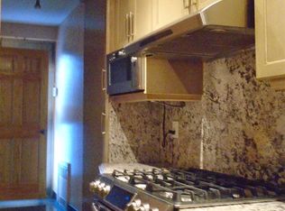 2512 43rd St, Astoria, NY 11103