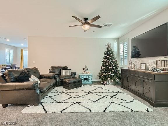 5th image of 10924 Oregano Ave
