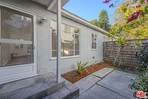 1941 Euclid St #5 Photo 1