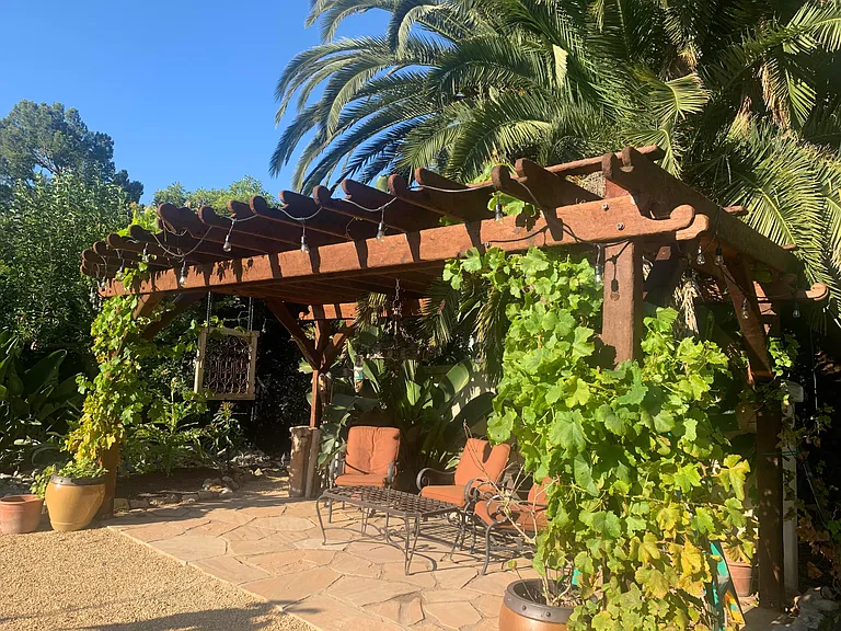 717 Cima Linda Ln — Photo 15