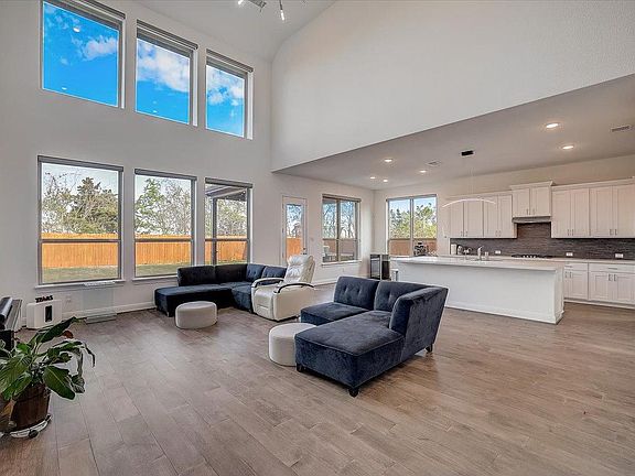 3rd image of 17500 Chino Ln