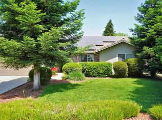 2818 E Sweet Ave, Visalia, CA 93292