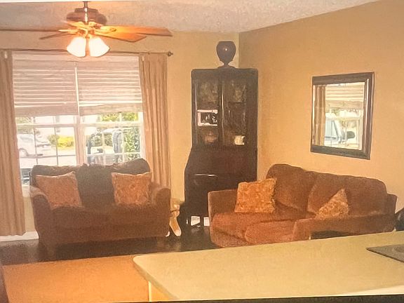 5th image of 2206 Old Ivy Way APT 11
