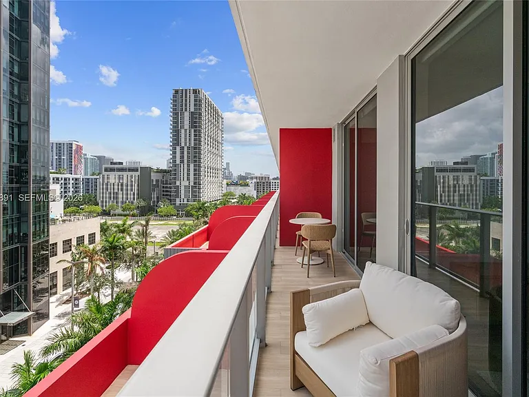 90 NE 32nd St #710 — Photo 13