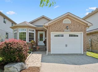 576 Windjammer Way, Waterloo, ON N2K3Z5