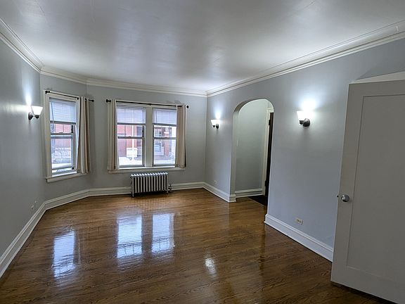 5th image of 1668 W Farwell Ave APT 1