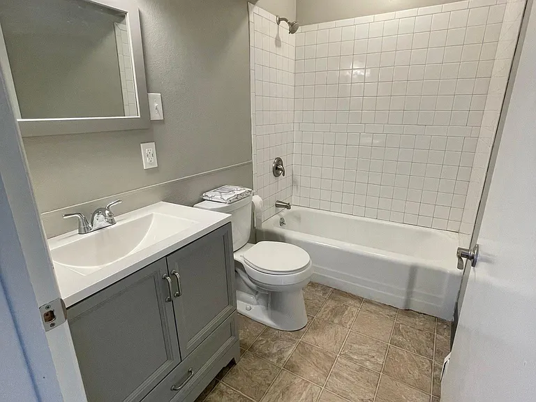 1088 Norwood St #1/2 — Photo 12