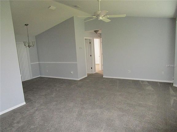 3rd image of 1324 Royal Palm Dr