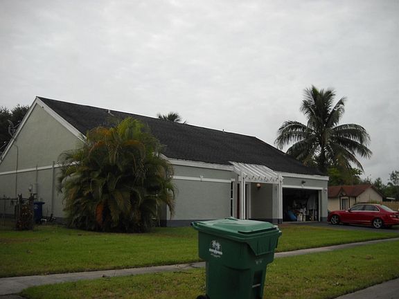 3rd image of 2921 Devonwood Ave