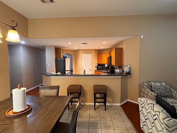 3rd image of 1536 Lorson Loop