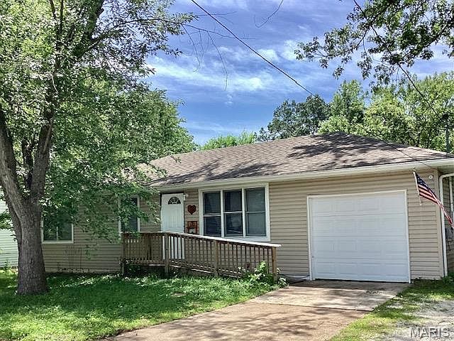 1st image of 109 Marcia Ln