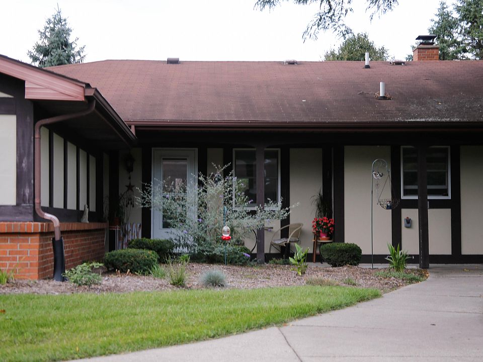 1st image of 192 Bona Vista Dr NW