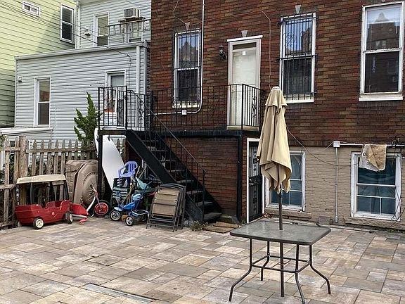 3rd image of 2818 36th St