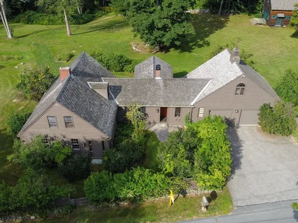 622 Spencer Rd, Oakham, MA 01068
