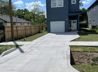 8129 Hoffman St, Houston, TX 77016