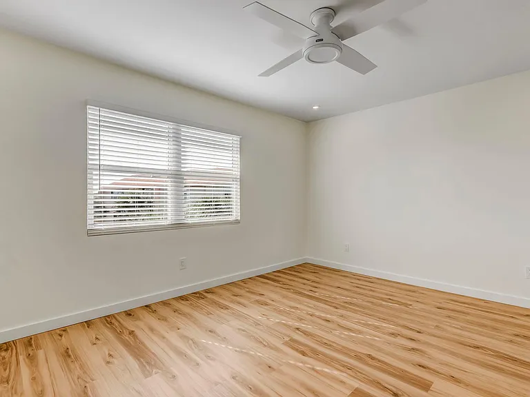 925 Tarpon Ave #26 — Photo 27