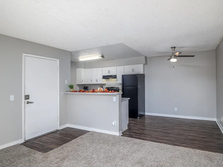 evRIA Diamond Valley — Photo 42