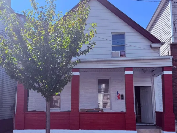 629 61st Street image 1 of 16