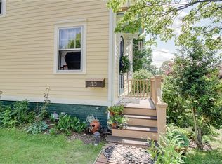 33 Warren St, Norwich, CT 06360