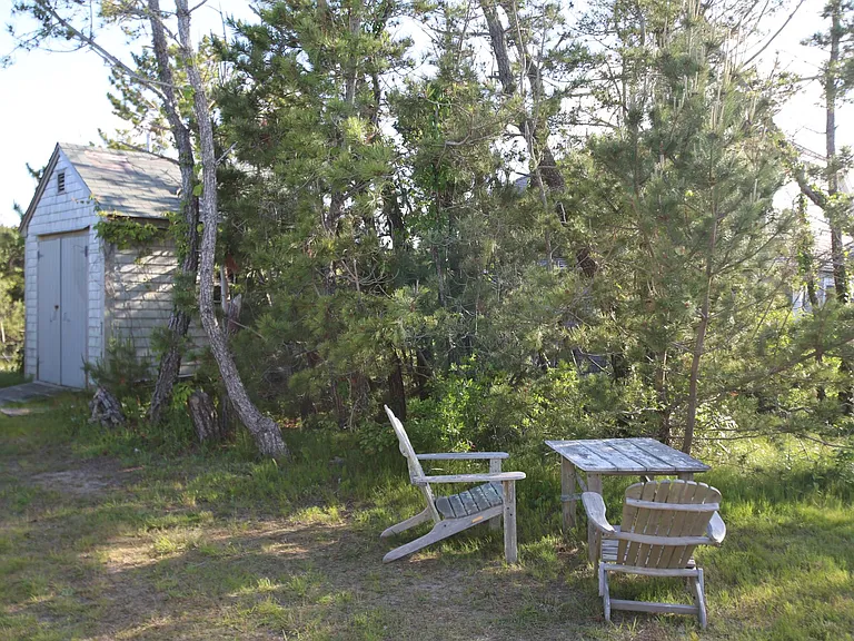 8 Village Way — Photo 36