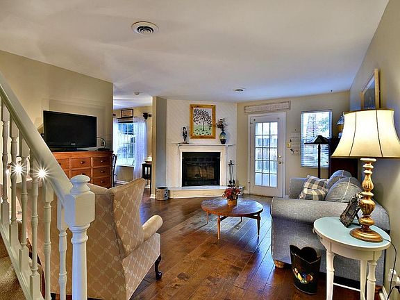3rd image of 7734 Village Dr