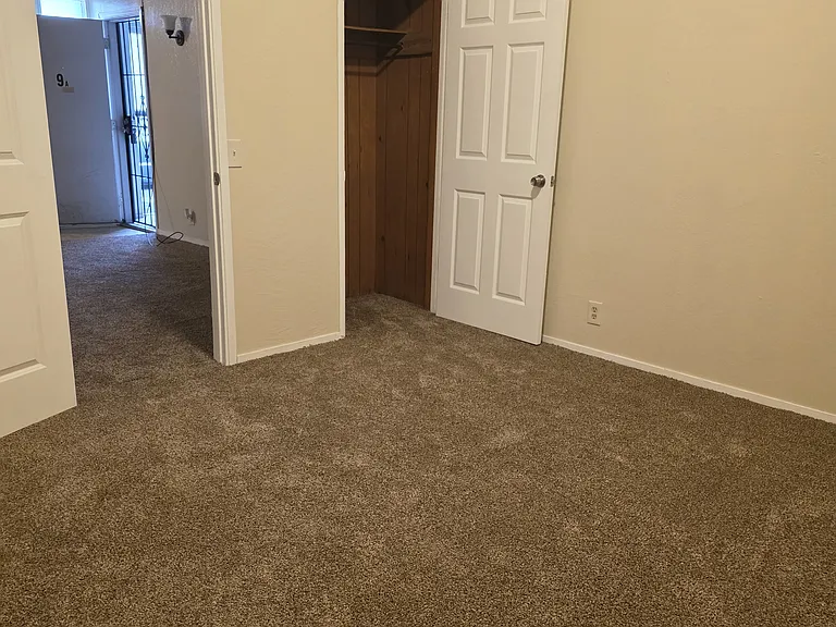 1468 Grand Ave — Photo 9