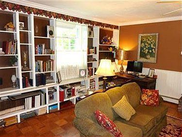 5th image of 11945 Clarkwood Dr