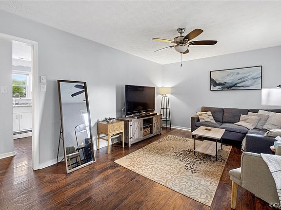 2nd image of 7046 Brooking Way
