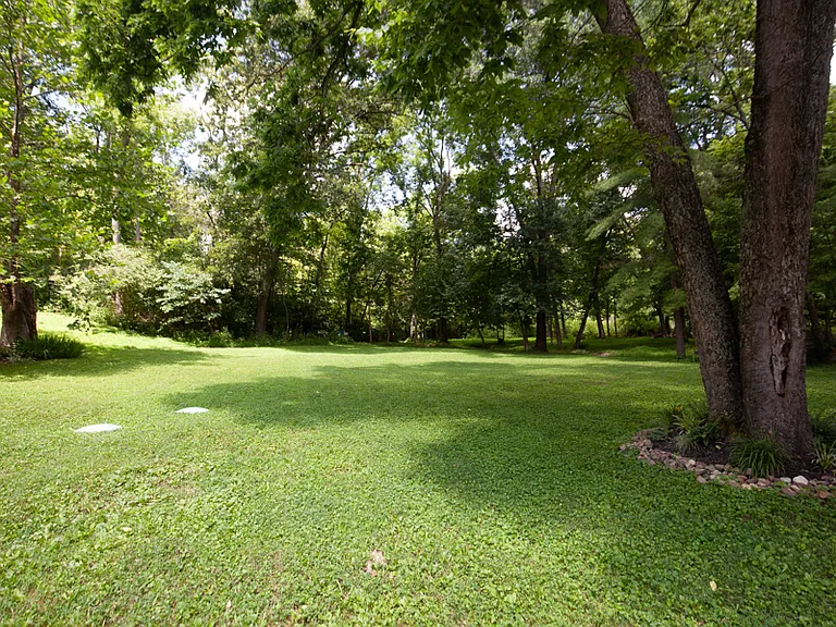 2766 Yeager Rd — Photo 27