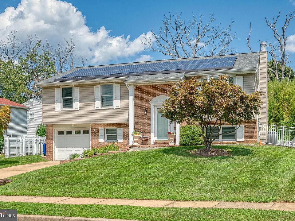 1st image of 3 Crestview Garth