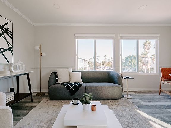 3rd image of 2902 30th St #6
