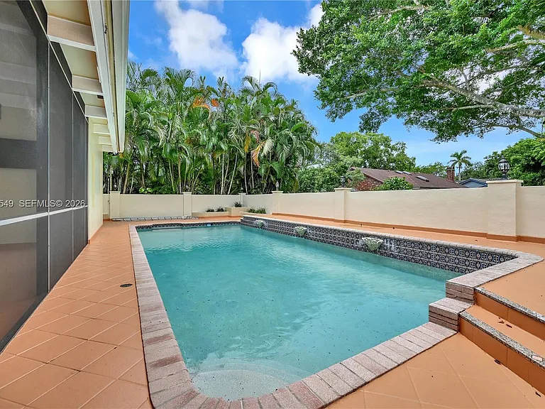 1067 SW 92nd Ave — Photo 56