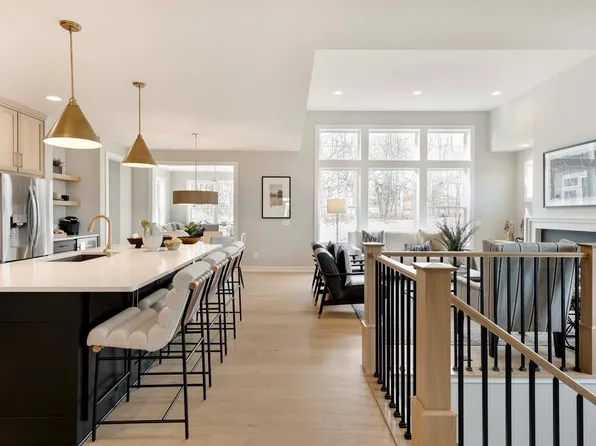 6544 Timber Arch Dr, Chaska, MN 55318