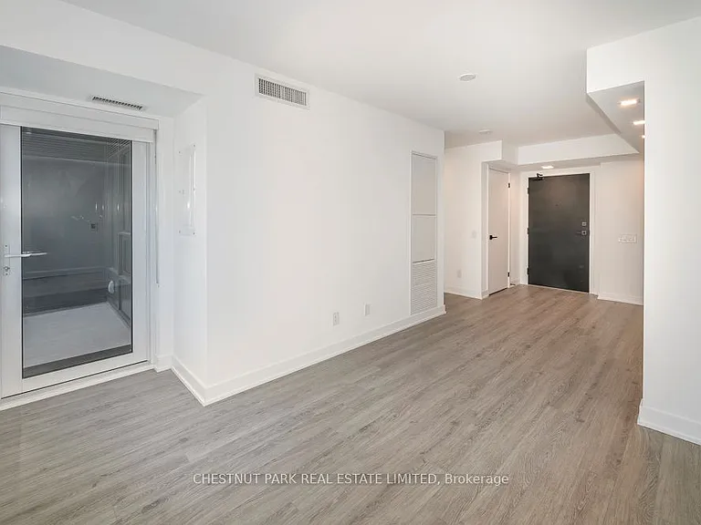 609 Sherbourne St #603 — Photo 6