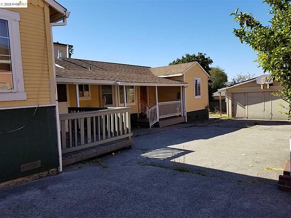 4th image of 1433 Ventura Ave