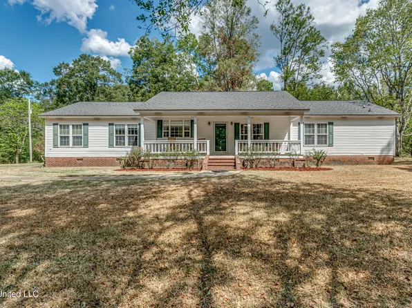6910 Tank Rd, Terry, MS 39170