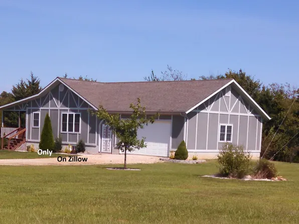 8 Aaron Ln, Fair Grove, MO 65648