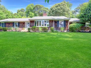 3 Night Heron Dr, Stony Brook, NY 11790