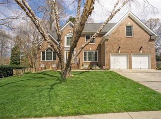 6204 Glen Manor Dr, Charlotte, NC 28269