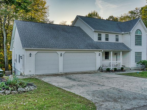 2nd image of 275 Brentwood Dr NE