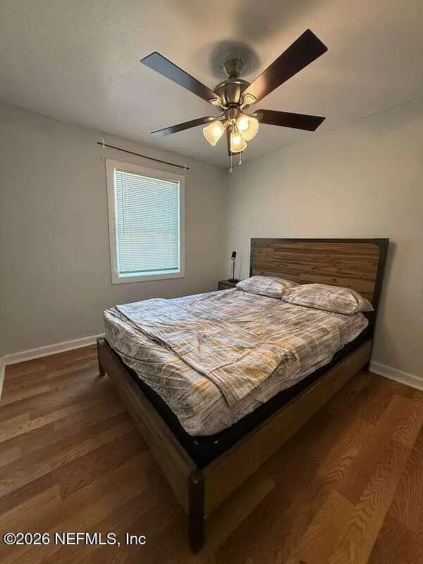 2 bed, 1.0 bath, 760 sqft, $1,000 — Photo 2