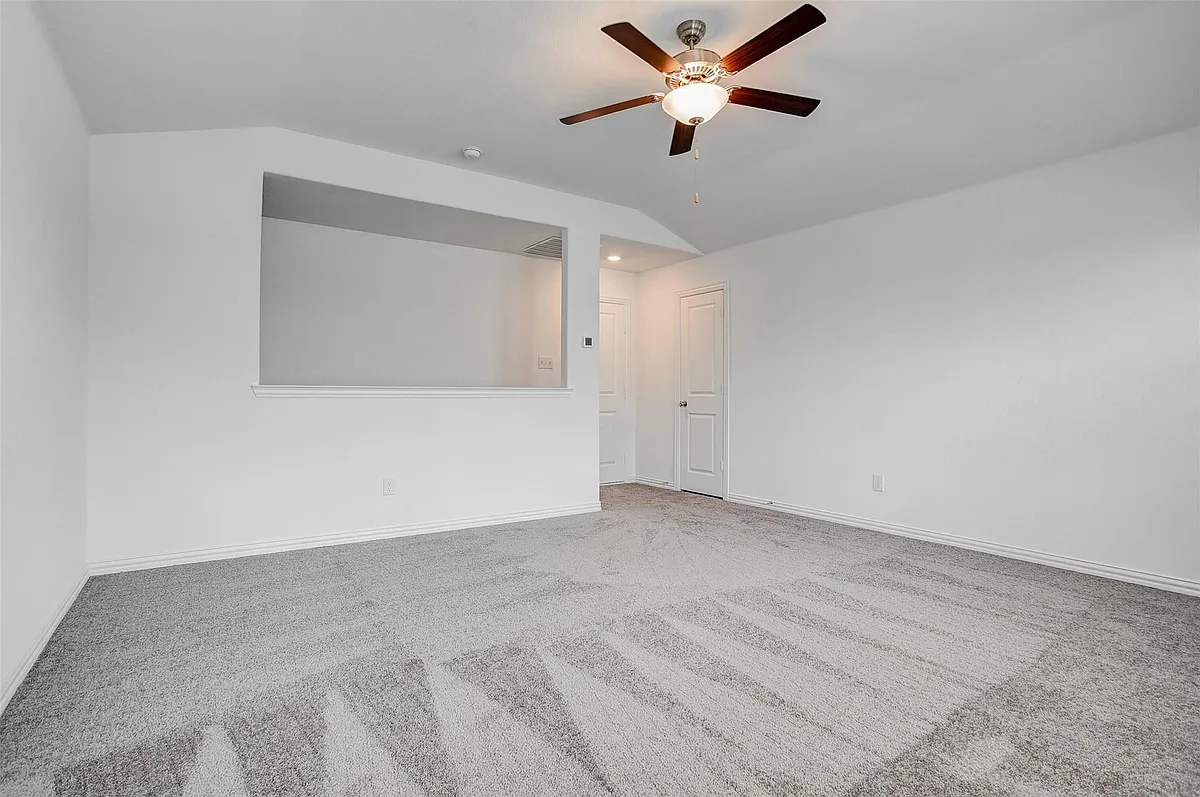 Building Photo - 14800 Mainstay Way