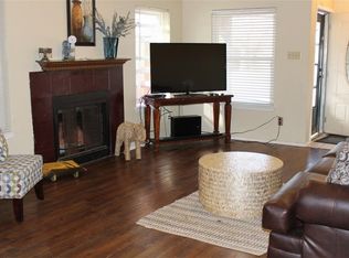 1402 Woodfern Dr, Arlington, TX 76018