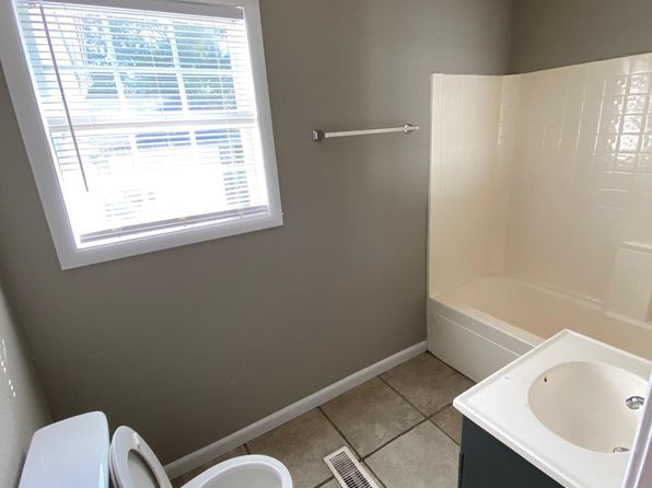 15 Drew Ln #15, La Fayette, GA 30728