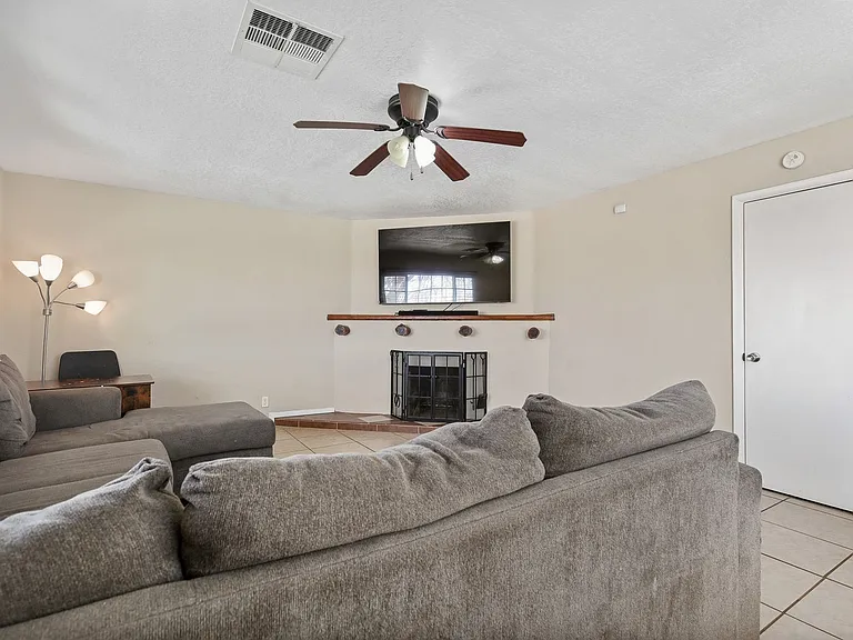 1801 Corte Del Ranchero — Photo 7